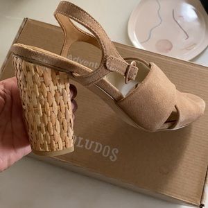 ❤️… Soludos Women's Olivia Block Heel Sandals